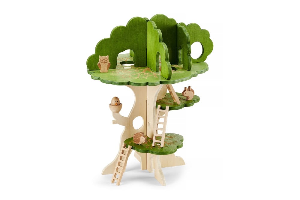 Woodland Trail Treehouse