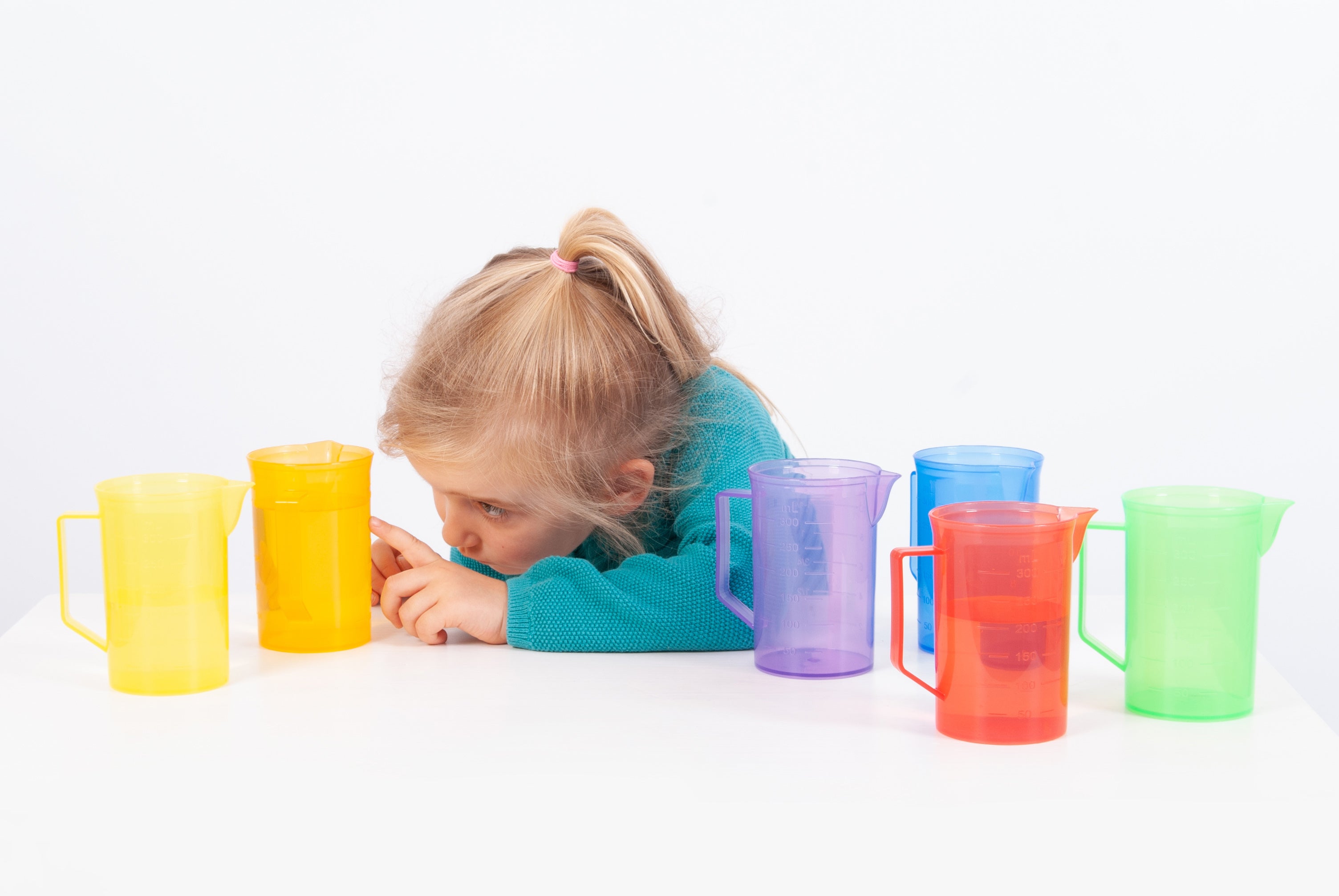 TRANSLUCENT COLOUR JUG SET